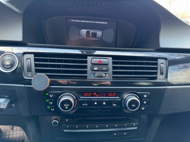 Белый БМВ 3 Серия, объемом двигателя 2 л и пробегом 340 тыс. км за 9290 $, фото 11 на Automoto.ua