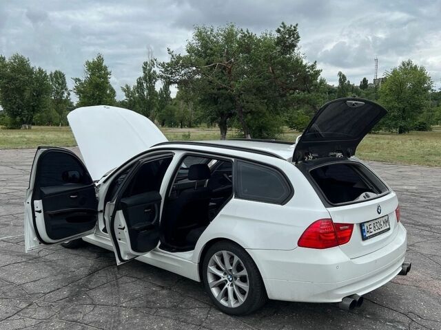 Белый БМВ 3 Серия, объемом двигателя 2 л и пробегом 308 тыс. км за 8700 $, фото 7 на Automoto.ua