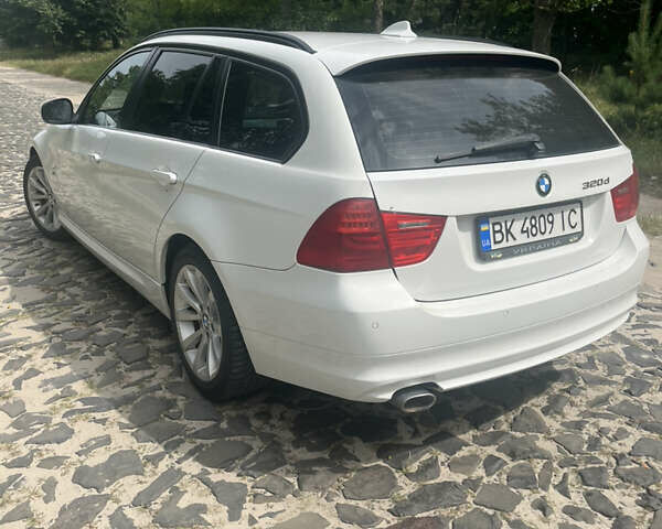 Белый БМВ 3 Серия, объемом двигателя 2 л и пробегом 240 тыс. км за 9350 $, фото 8 на Automoto.ua