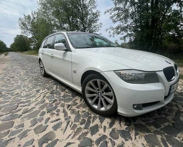 Белый БМВ 3 Серия, объемом двигателя 2 л и пробегом 240 тыс. км за 9350 $, фото 3 на Automoto.ua