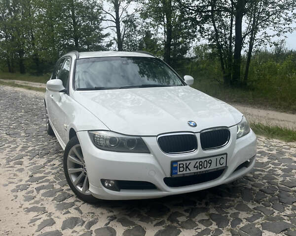 Белый БМВ 3 Серия, объемом двигателя 2 л и пробегом 240 тыс. км за 9350 $, фото 4 на Automoto.ua