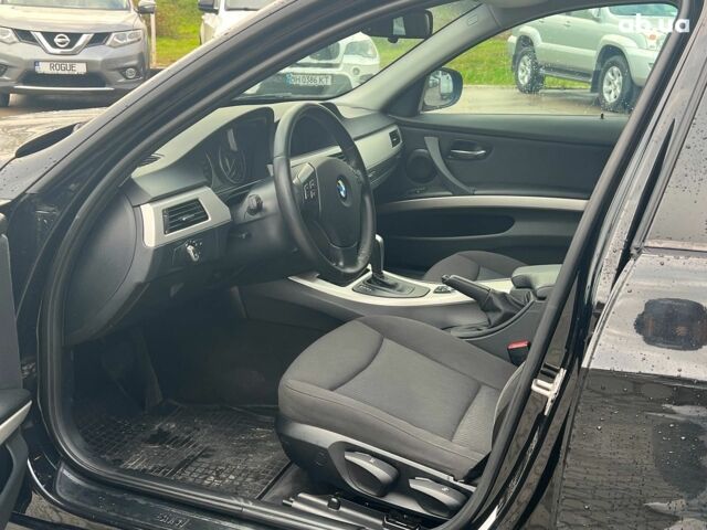 Білий БМВ 3 Серія, об'ємом двигуна 3 л та пробігом 255 тис. км за 9980 $, фото 12 на Automoto.ua