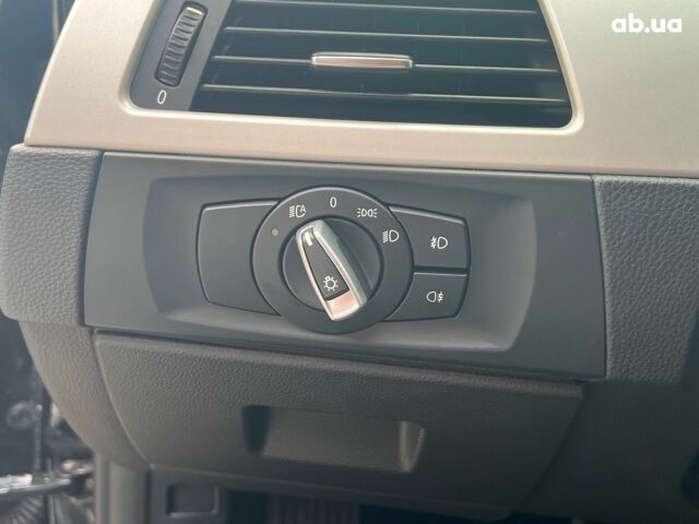 Білий БМВ 3 Серія, об'ємом двигуна 3 л та пробігом 255 тис. км за 9980 $, фото 14 на Automoto.ua