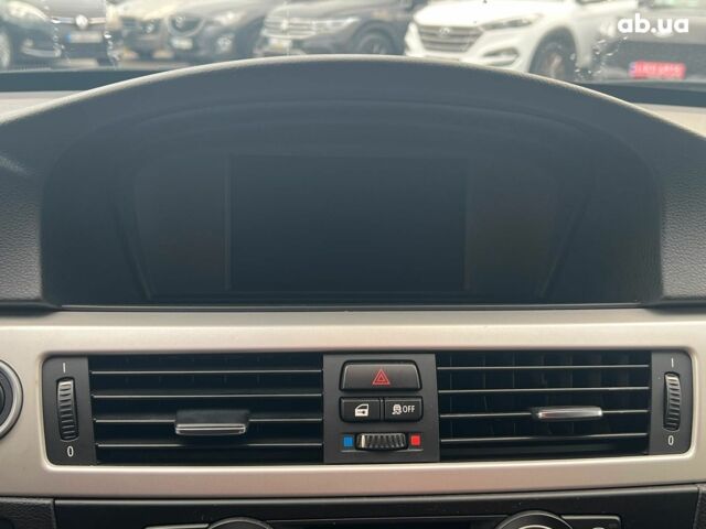 Білий БМВ 3 Серія, об'ємом двигуна 3 л та пробігом 255 тис. км за 9980 $, фото 16 на Automoto.ua