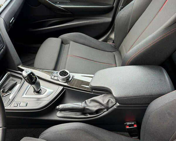 Білий БМВ 3 Серія, об'ємом двигуна 2 л та пробігом 252 тис. км за 11999 $, фото 6 на Automoto.ua