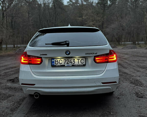 Белый БМВ 3 Серия, объемом двигателя 2 л и пробегом 212 тыс. км за 16400 $, фото 6 на Automoto.ua