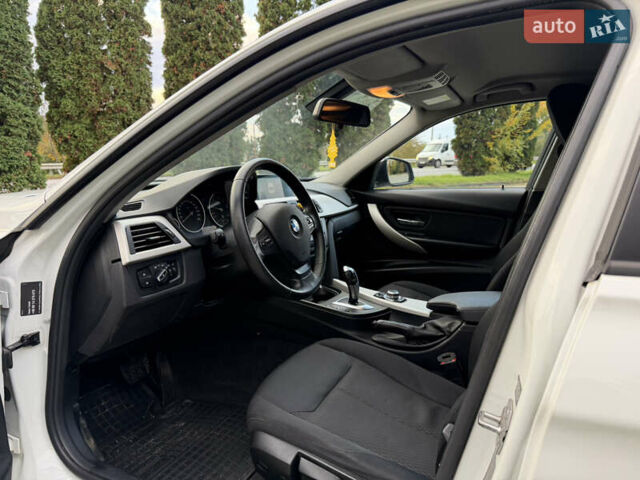 БМВ 3 Серия 2014 в Дубно на Automoto.ua Белый БМВ 3 Серия, объемом двигателя 2 л и пробегом 230 тыс. км за 11500 $, фото 16 на Automoto.ua