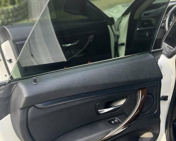 Белый БМВ 3 Серия, объемом двигателя 2 л и пробегом 138 тыс. км за 17799 $, фото 6 на Automoto.ua