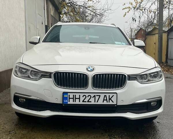 Білий БМВ 3 Серія, об'ємом двигуна 2 л та пробігом 213 тис. км за 15000 $, фото 2 на Automoto.ua