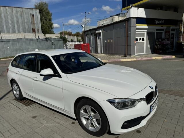 Белый БМВ 3 Серия, объемом двигателя 2 л и пробегом 296 тыс. км за 13700 $, фото 1 на Automoto.ua