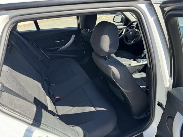 Белый БМВ 3 Серия, объемом двигателя 2 л и пробегом 296 тыс. км за 13700 $, фото 8 на Automoto.ua