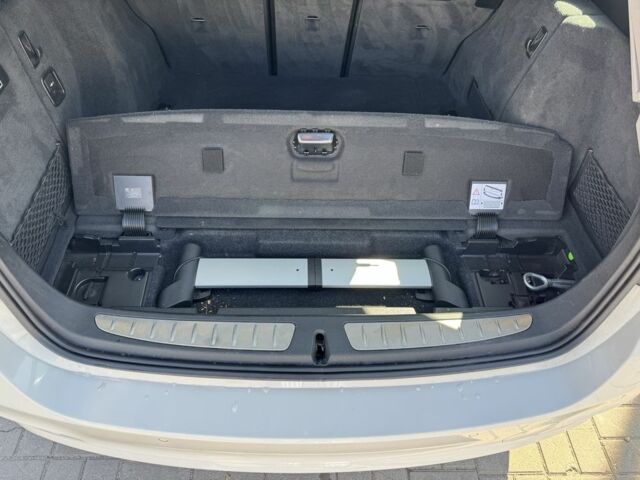 Белый БМВ 3 Серия, объемом двигателя 2 л и пробегом 296 тыс. км за 13700 $, фото 10 на Automoto.ua