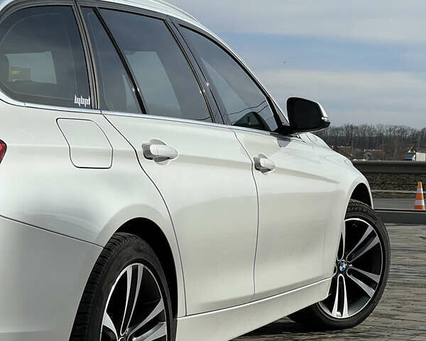 Белый БМВ 3 Серия, объемом двигателя 2 л и пробегом 100 тыс. км за 19500 $, фото 6 на Automoto.ua