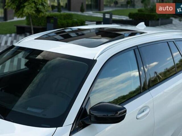 Білий БМВ 3 Серія, об'ємом двигуна 2 л та пробігом 160 тис. км за 33200 $, фото 21 на Automoto.ua