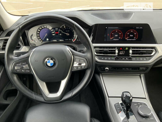 Білий БМВ 3 Серія, об'ємом двигуна 2 л та пробігом 140 тис. км за 25750 $, фото 6 на Automoto.ua