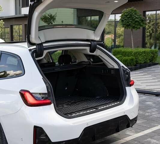 Білий БМВ 3 Серія, об'ємом двигуна 2 л та пробігом 160 тис. км за 33200 $, фото 39 на Automoto.ua