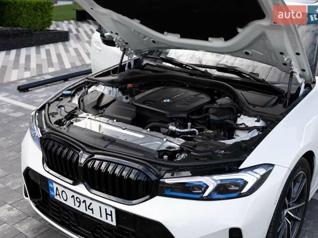 Білий БМВ 3 Серія, об'ємом двигуна 2 л та пробігом 160 тис. км за 33200 $, фото 44 на Automoto.ua