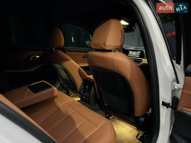 Белый БМВ 3 Серия, объемом двигателя 2 л и пробегом 214 тыс. км за 26500 $, фото 27 на Automoto.ua