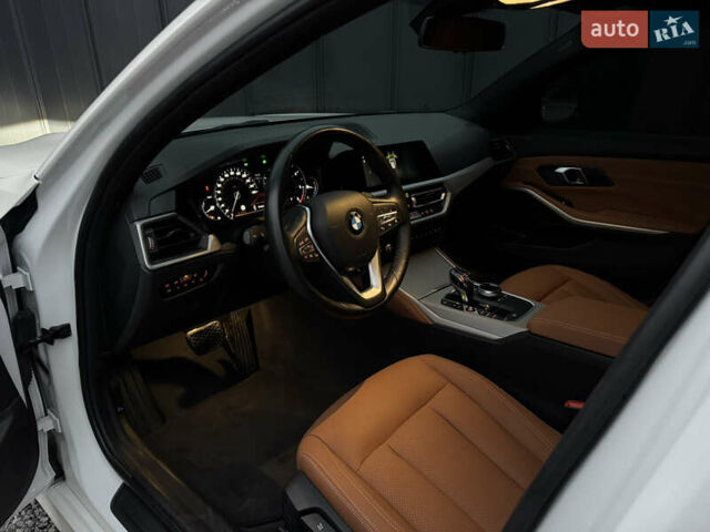 Белый БМВ 3 Серия, объемом двигателя 2 л и пробегом 214 тыс. км за 26500 $, фото 17 на Automoto.ua