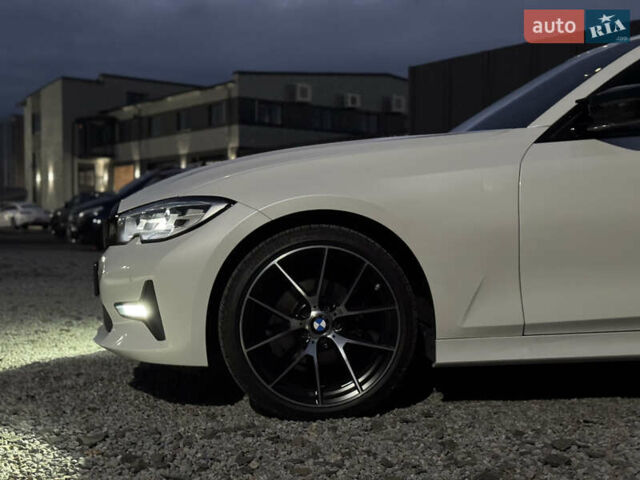 Белый БМВ 3 Серия, объемом двигателя 2 л и пробегом 214 тыс. км за 26500 $, фото 7 на Automoto.ua