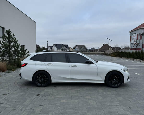 Белый БМВ 3 Серия, объемом двигателя 2 л и пробегом 205 тыс. км за 31500 $, фото 5 на Automoto.ua