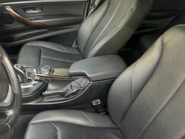 БМВ 3 Серия 2015 в Днепре (Днепропетровске) на Automoto.ua Белый БМВ 3 Серия, объемом двигателя 2 л и пробегом 138 тыс. км за 17799 $, фото 10 на Automoto.ua