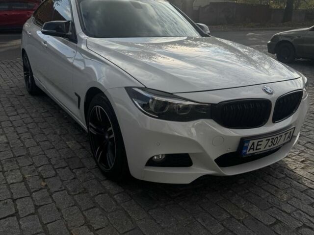 БМВ 3 Серия 2015 в Днепре (Днепропетровске) на Automoto.ua Белый БМВ 3 Серия, объемом двигателя 2 л и пробегом 138 тыс. км за 17799 $, фото 2 на Automoto.ua