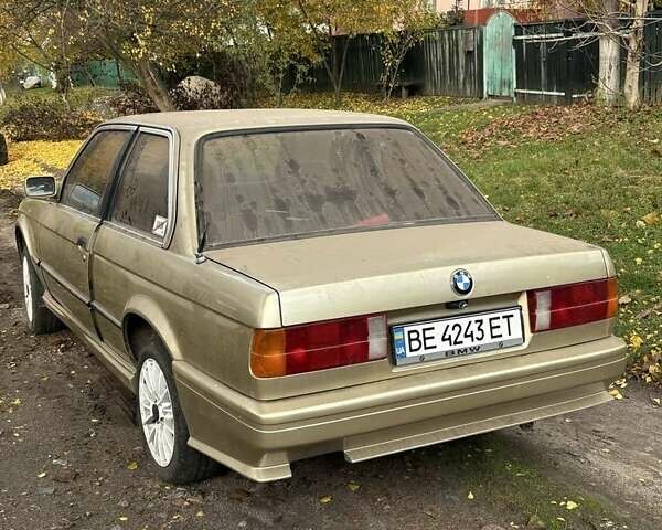 Бежевый БМВ 3 Серия, объемом двигателя 1.8 л и пробегом 219 тыс. км за 1500 $, фото 5 на Automoto.ua