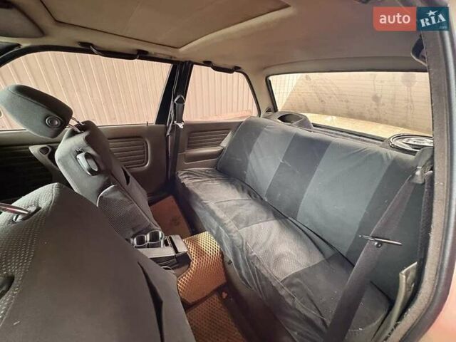 Бежевый БМВ 3 Серия, объемом двигателя 1.8 л и пробегом 219 тыс. км за 1500 $, фото 3 на Automoto.ua