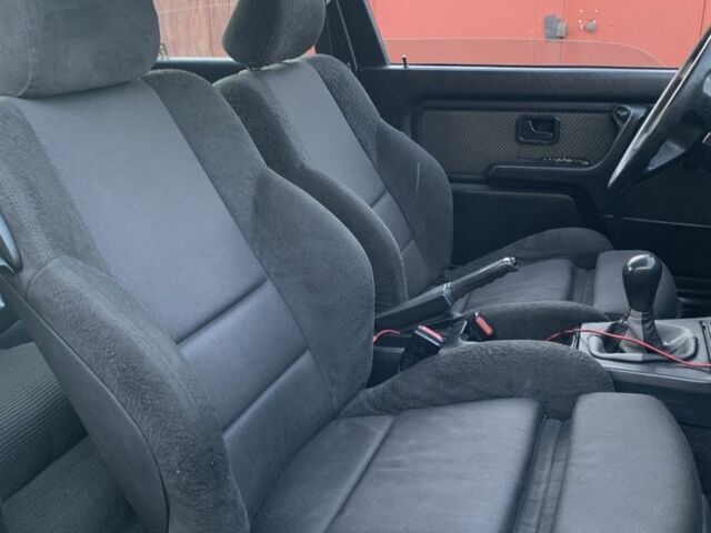 Бежевый БМВ 3 Серия, объемом двигателя 1.8 л и пробегом 457 тыс. км за 1550 $, фото 13 на Automoto.ua