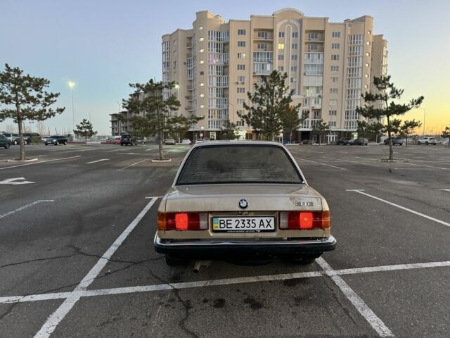 Бежевый БМВ 3 Серия, объемом двигателя 1.8 л и пробегом 500 тыс. км за 2100 $, фото 5 на Automoto.ua