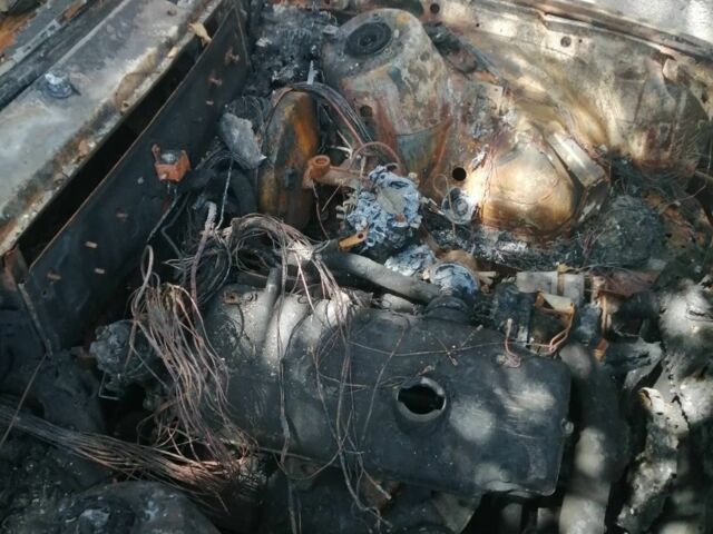 Бежевий БМВ 3 Серія, об'ємом двигуна 0 л та пробігом 100 тис. км за 239 $, фото 2 на Automoto.ua