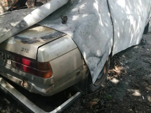 Бежевий БМВ 3 Серія, об'ємом двигуна 0 л та пробігом 100 тис. км за 239 $, фото 3 на Automoto.ua