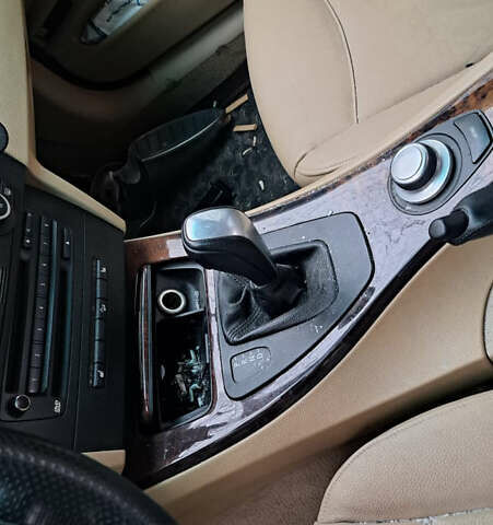 Бежевый БМВ 3 Серия, объемом двигателя 2.5 л и пробегом 255 тыс. км за 4500 $, фото 8 на Automoto.ua