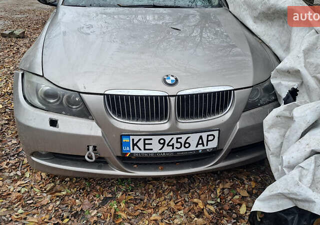 Бежевый БМВ 3 Серия, объемом двигателя 2.5 л и пробегом 255 тыс. км за 4500 $, фото 31 на Automoto.ua
