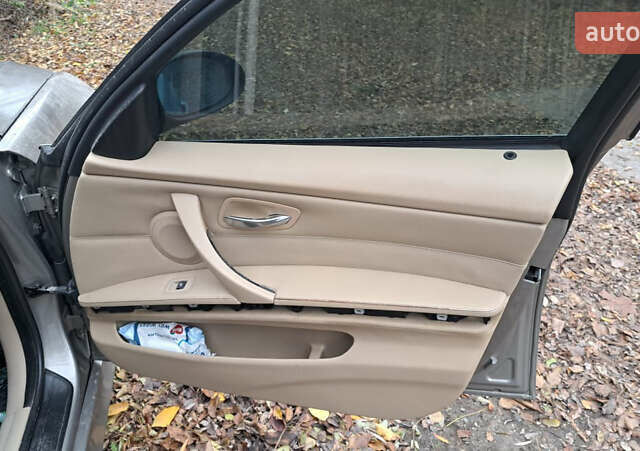 Бежевый БМВ 3 Серия, объемом двигателя 2.5 л и пробегом 255 тыс. км за 4500 $, фото 10 на Automoto.ua