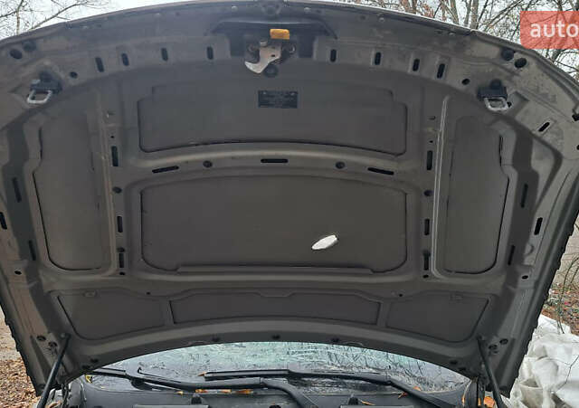 Бежевый БМВ 3 Серия, объемом двигателя 2.5 л и пробегом 255 тыс. км за 4500 $, фото 7 на Automoto.ua