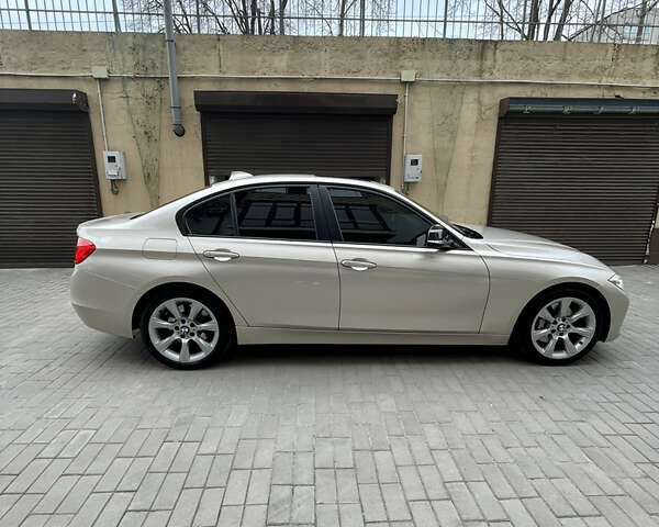 Бежевый БМВ 3 Серия, объемом двигателя 2.98 л и пробегом 168 тыс. км за 14000 $, фото 2 на Automoto.ua