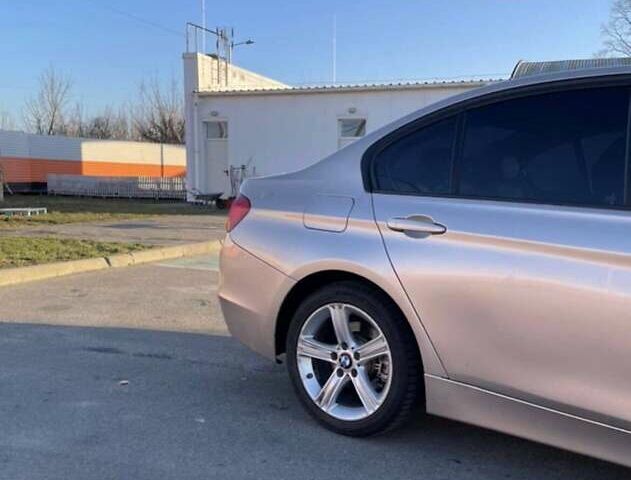 Бежевый БМВ 3 Серия, объемом двигателя 2 л и пробегом 210 тыс. км за 10200 $, фото 3 на Automoto.ua