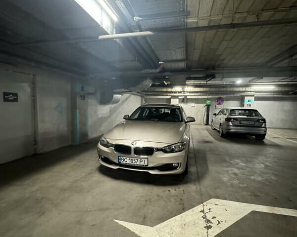 Бежевый БМВ 3 Серия, объемом двигателя 2 л и пробегом 216 тыс. км за 14200 $, фото 1 на Automoto.ua