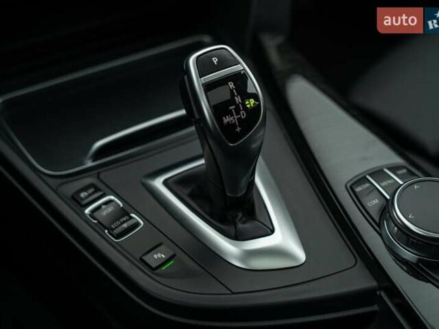 Бежевий БМВ 3 Серія, об'ємом двигуна 2 л та пробігом 122 тис. км за 21900 $, фото 28 на Automoto.ua