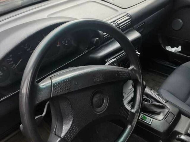 Черный БМВ 3 Серия, объемом двигателя 1.7 л и пробегом 3 тыс. км за 2363 $, фото 7 на Automoto.ua