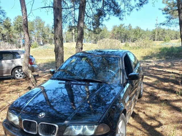 Черный БМВ 3 Серия, объемом двигателя 1.9 л и пробегом 425 тыс. км за 3500 $, фото 5 на Automoto.ua