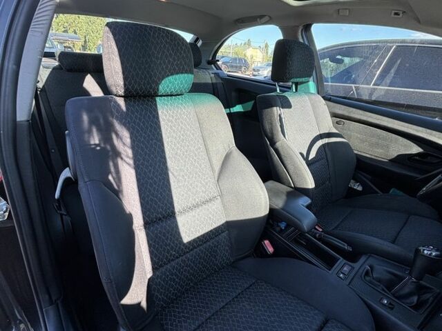 Чорний БМВ 3 Серія, об'ємом двигуна 2 л та пробігом 319 тис. км за 4748 $, фото 7 на Automoto.ua