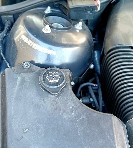 Чорний БМВ 3 Серія, об'ємом двигуна 2 л та пробігом 379 тис. км за 4100 $, фото 8 на Automoto.ua