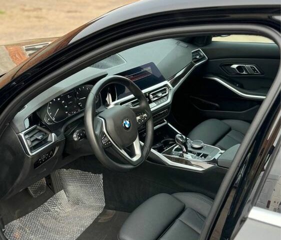 Черный БМВ 3 Серия, объемом двигателя 2 л и пробегом 35 тыс. км за 28000 $, фото 3 на Automoto.ua