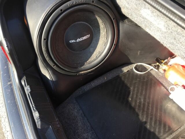 Чорний БМВ 3 Серія, об'ємом двигуна 2.8 л та пробігом 309 тис. км за 7800 $, фото 7 на Automoto.ua