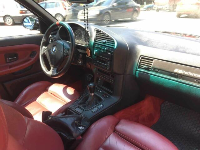 Чорний БМВ 3 Серія, об'ємом двигуна 2.8 л та пробігом 309 тис. км за 7800 $, фото 2 на Automoto.ua