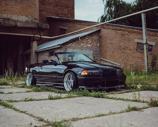 Черный БМВ 3 Серия, объемом двигателя 2.79 л и пробегом 188 тыс. км за 11500 $, фото 5 на Automoto.ua