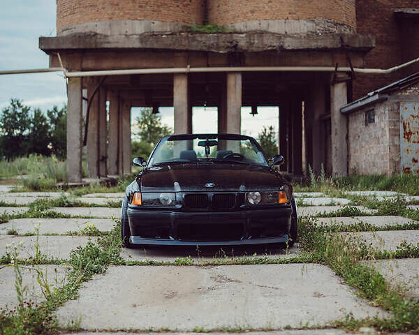 Черный БМВ 3 Серия, объемом двигателя 2.79 л и пробегом 188 тыс. км за 11500 $, фото 6 на Automoto.ua